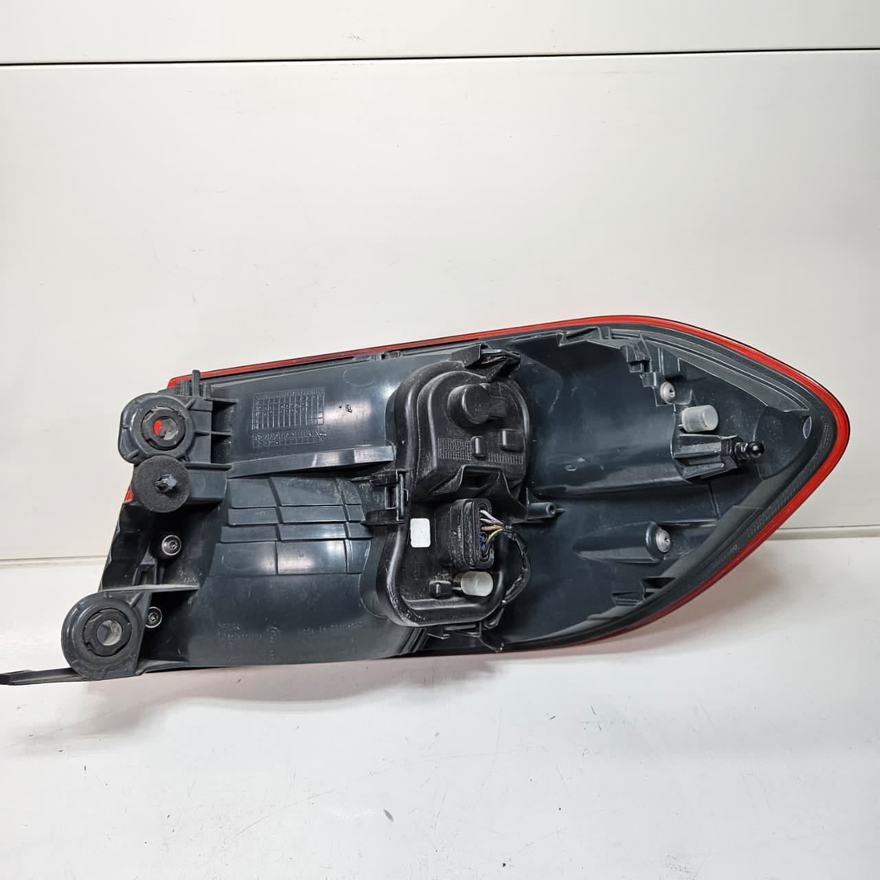 7296097-BMW 4 Series F32 F33 F36 M4 F82 Rear Taillight Rear Left LED