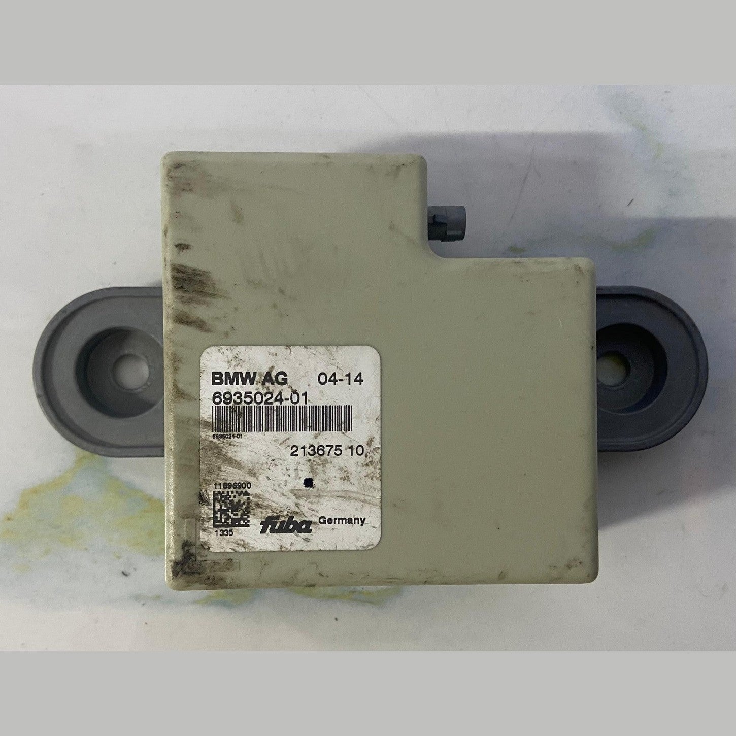 OEM BMW X5 E70 Radio Antenna Amplifier Control Module Unit 6935024