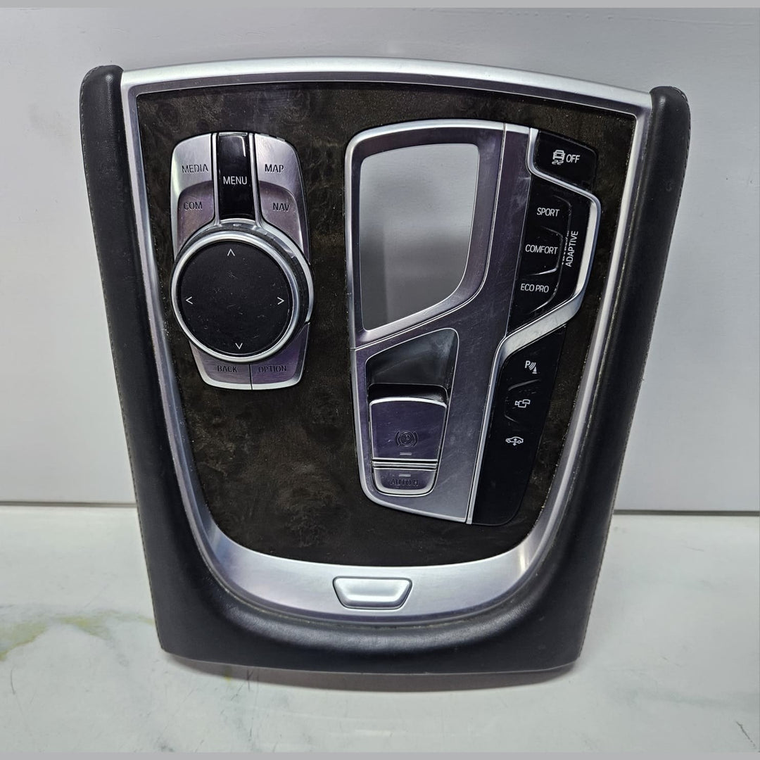 2016-22 BMW 740i G11 G12 Center Console Trim Panel With iDrive control 9348742