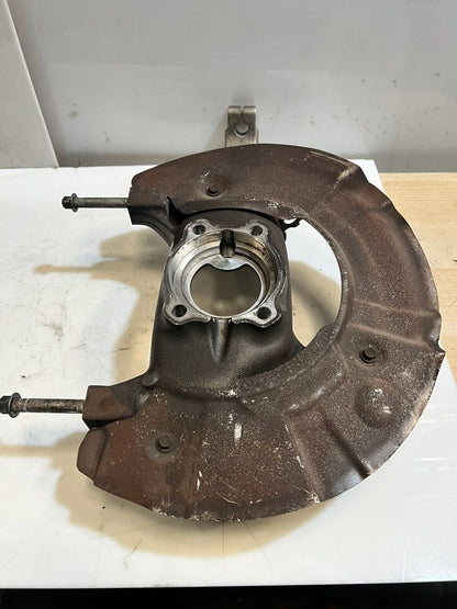 2012-2019 BMW M5 F10 F12 F13 F06 Front RIGHT Wheel Hub Spindle Knuckle 2284054