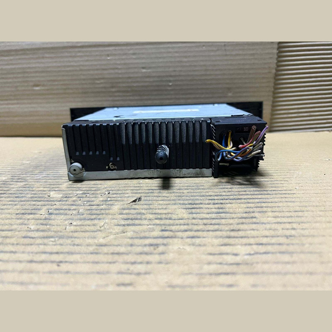 BMW Radio Without Navigation 8377006 5 Series E39 models Business radio