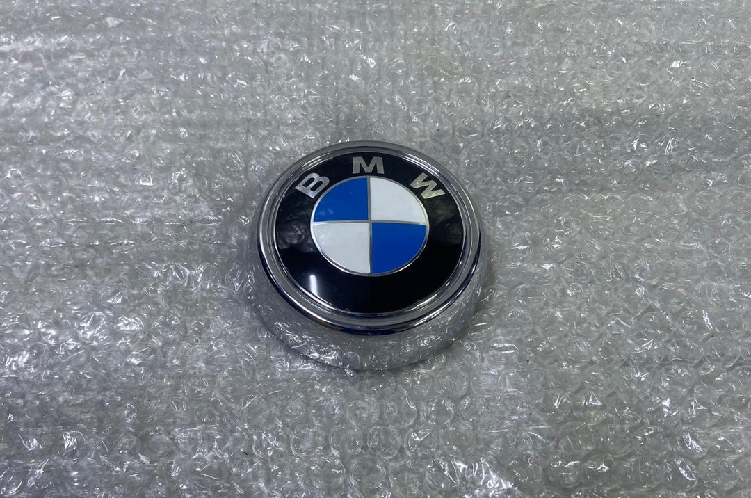 OEM BMW X6 E71 Rear Boot Trunk Emblem Badge Logo Plaque 7196559