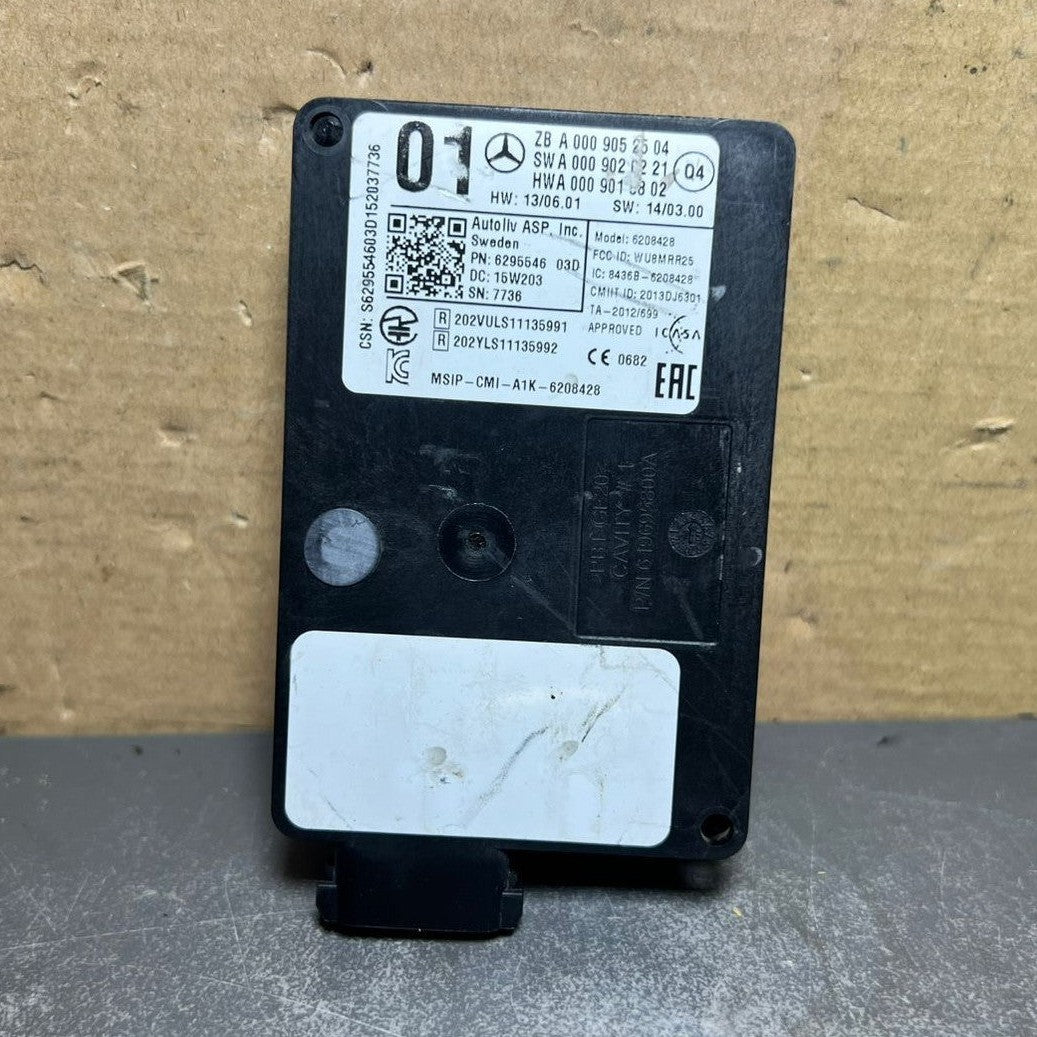 Mercedes W205 Bumper Blind Spot Radar Distance Sensor Module A000 9052504 OEM
