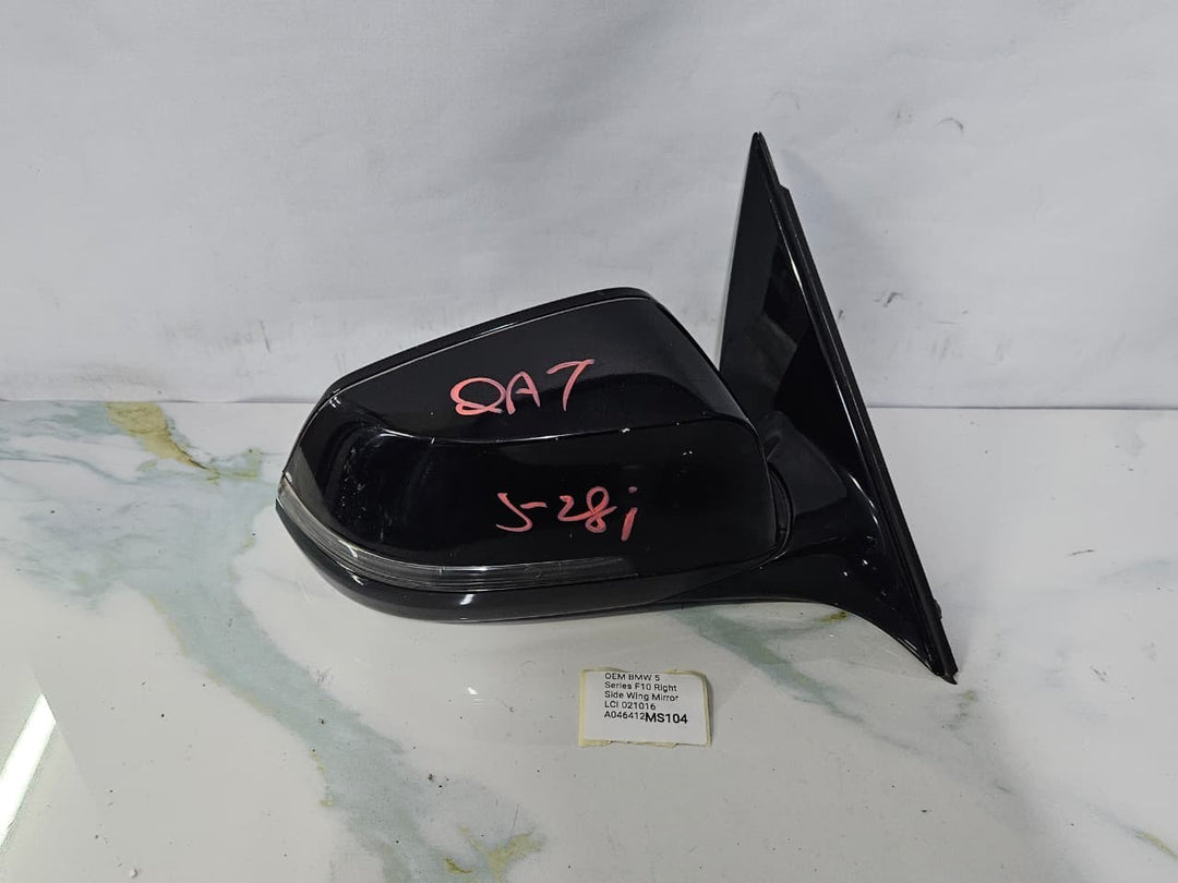 OEM BMW 5 Series F10 LCI Right Side Wing Mirror LCI 021016 A046412 RHD