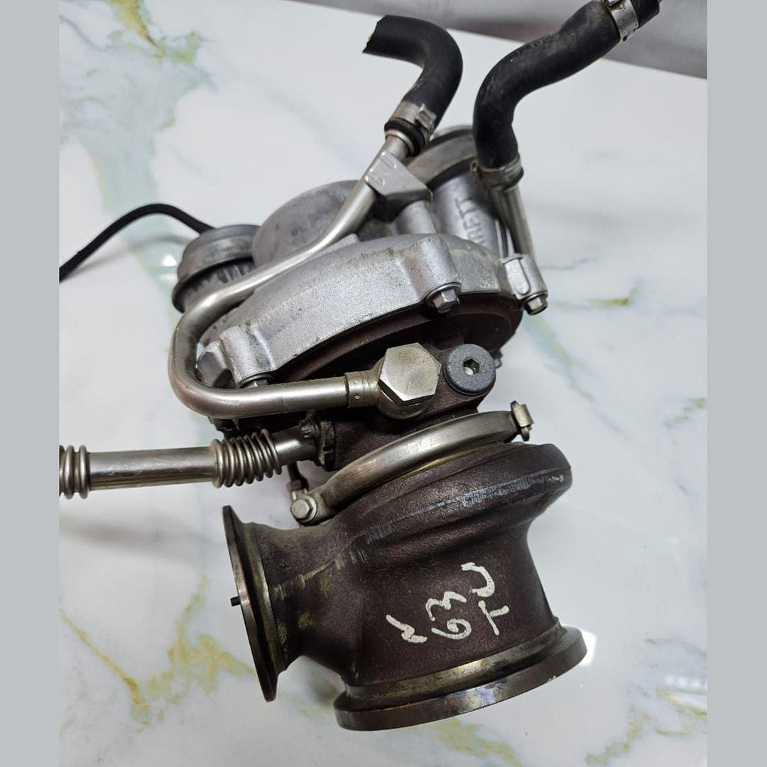 2013-2019 BMW F01-F04 650i Gran Coupe Turbocharger 7605794 OEM
