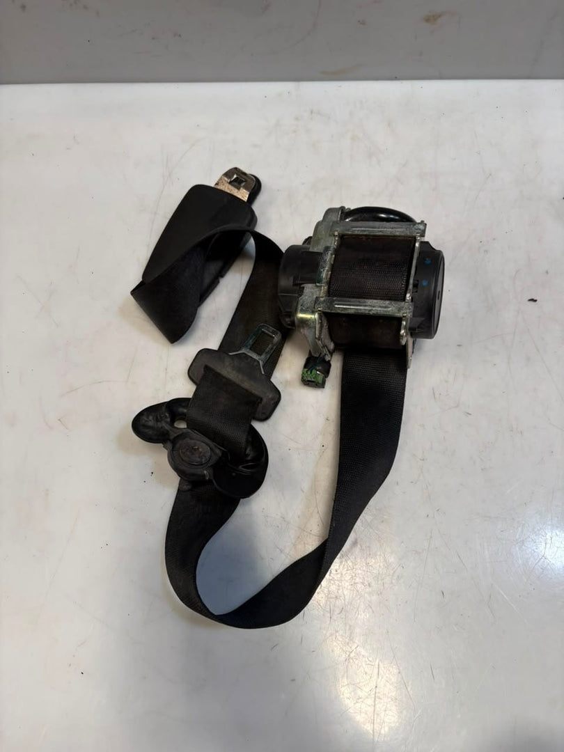 BMW 2 Series Active Tourer F45 GT F46 Front Right Front Seatbelt 627941400 OEM
