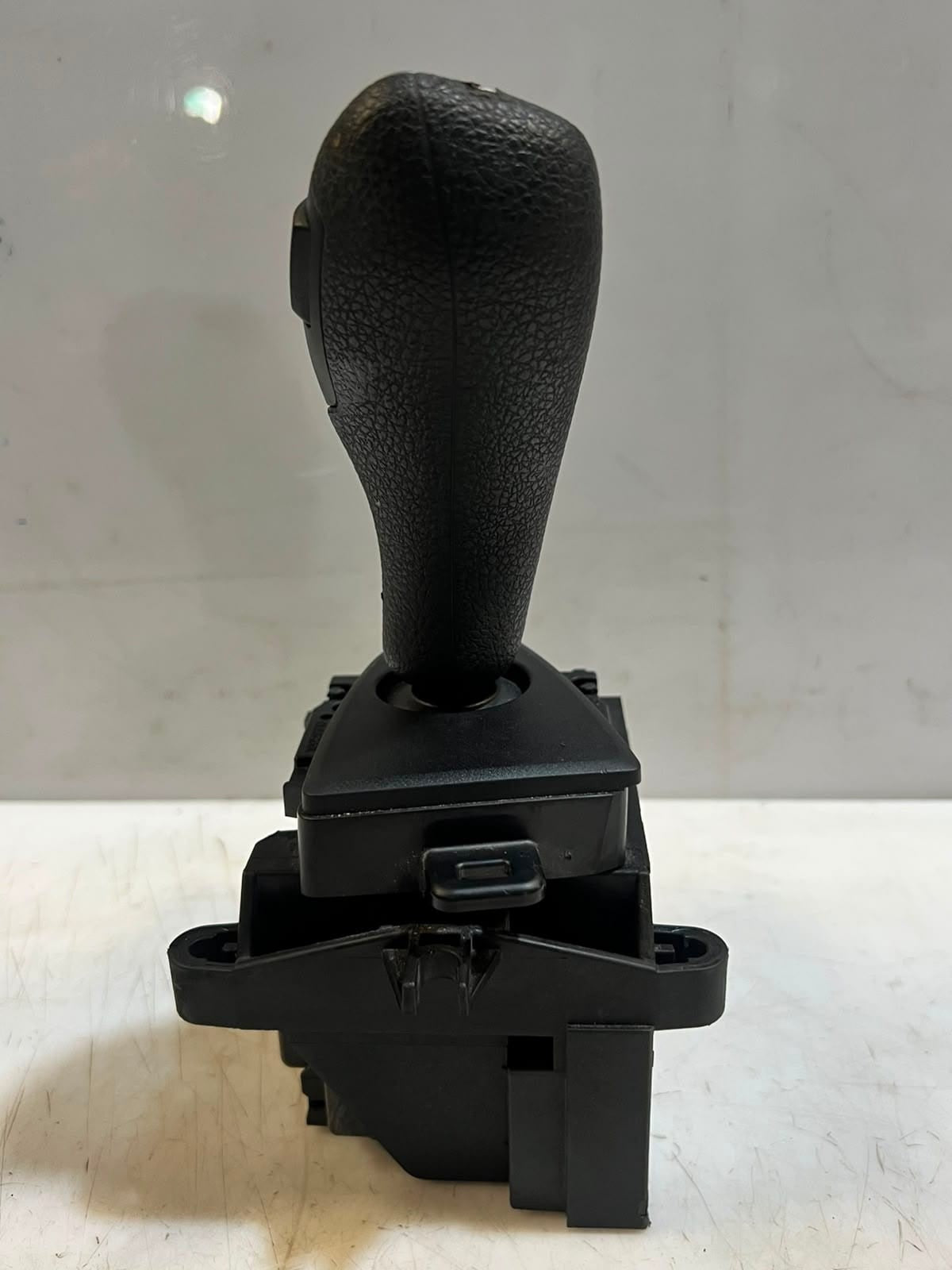 BMW 1 2 3 4 SERIES F20 F22 F30 F32 F36 AUTOMATIC GEAR SELECTOR SHIFTER 9296897