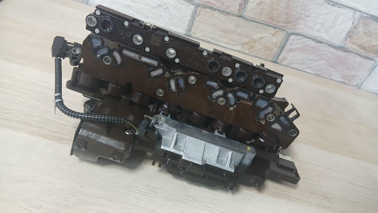 BMW GL45 Automatic Transmission Module E83 E90 E87 E88 TCU ATCM OEM 24243598