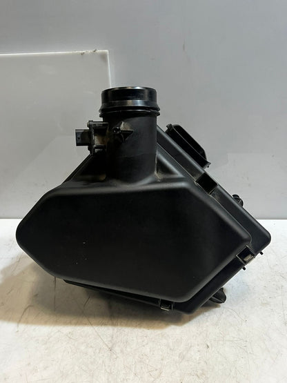 BMW 1 3 5 Series F20 F22 F30 F32 F36 B48 Air Filter Box MAHLE 8601677 OEM
