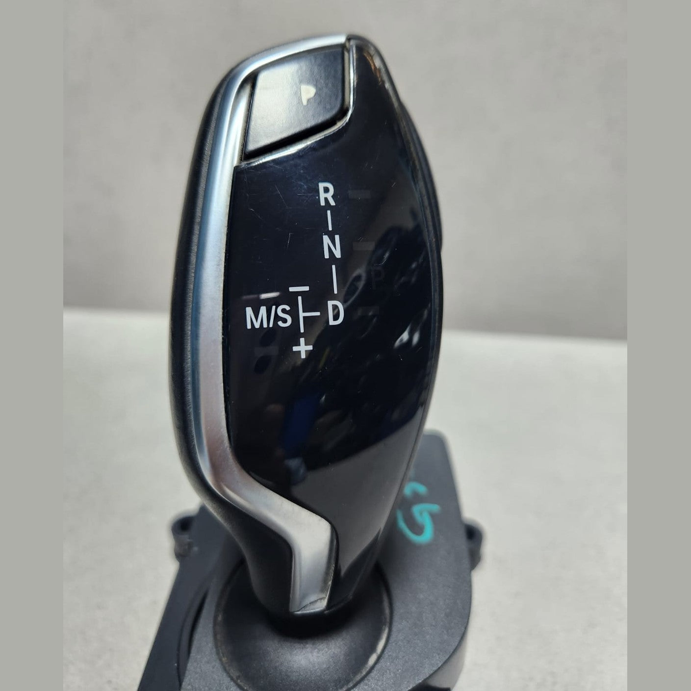 2018-2019 BMW 530e Automatic Gear Selector Shifter 7947692 5 Series G30 G31 RHD