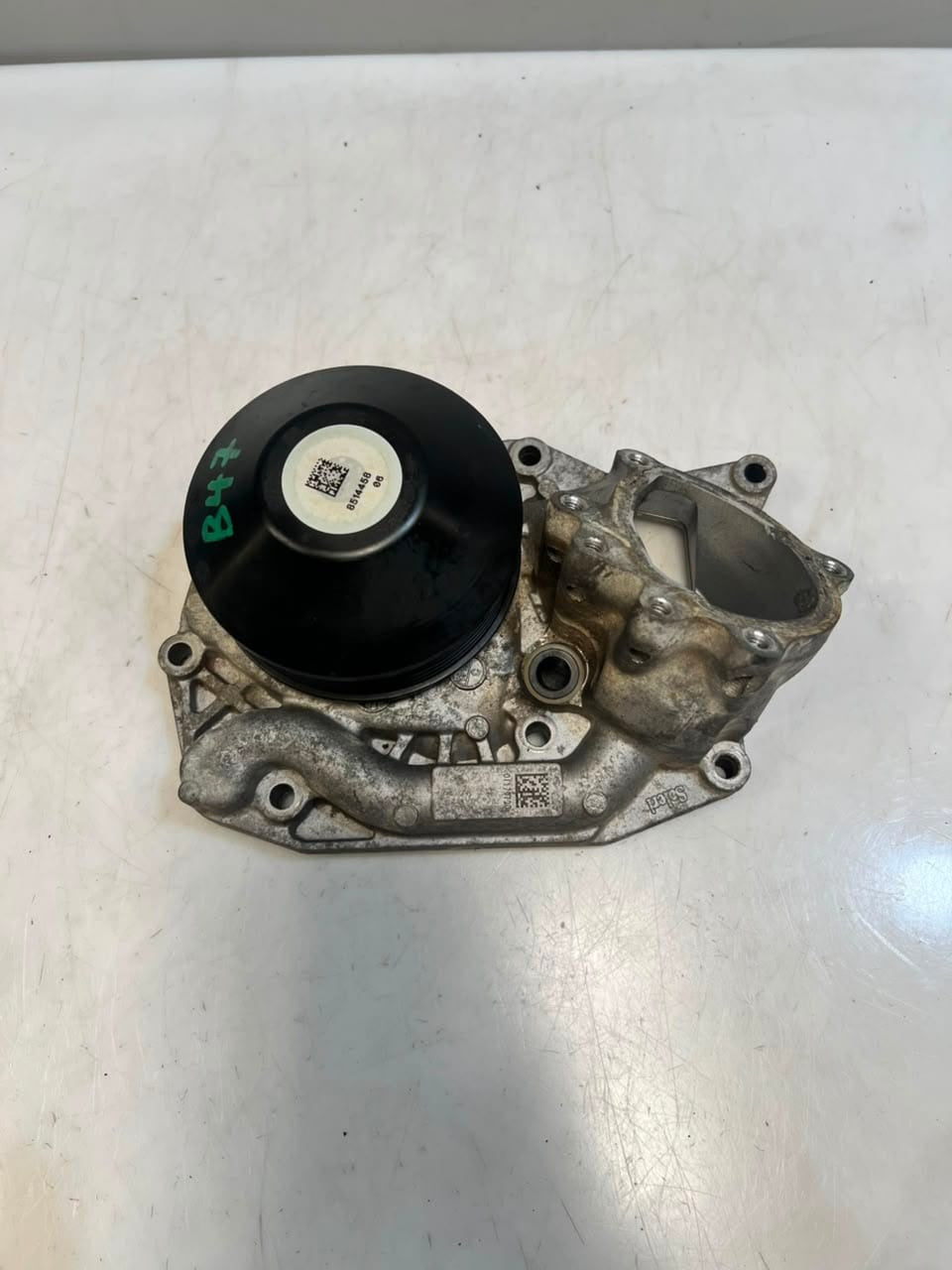 2014 BMW F20 F21 F22 F23 F30 F31 F32 F33 B47 435i Water Coolant Pump 8514458 OEM