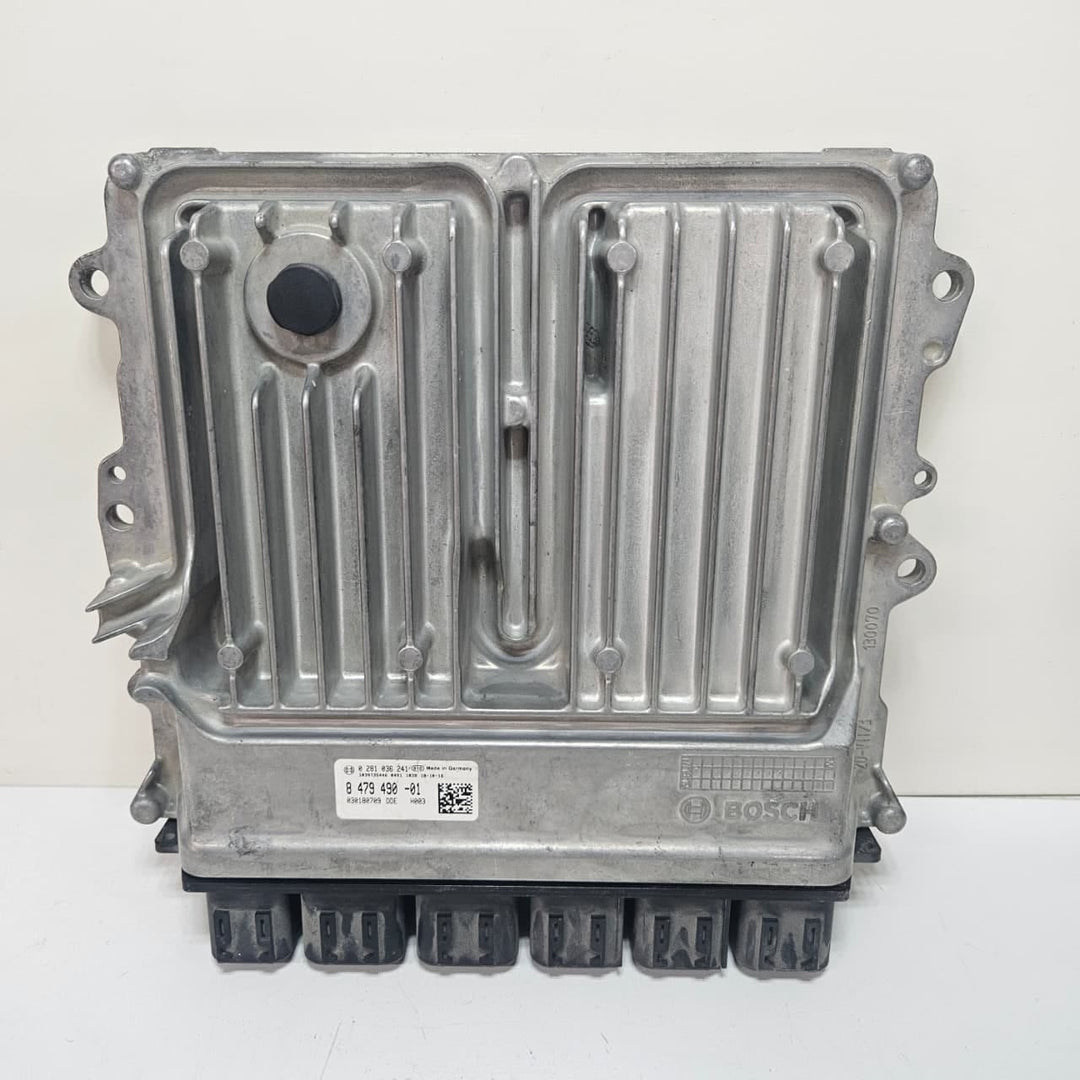 2020 BMW 7 Series G11 X5 G05 Engine Control Unit B57 Diesel DDE 8479490