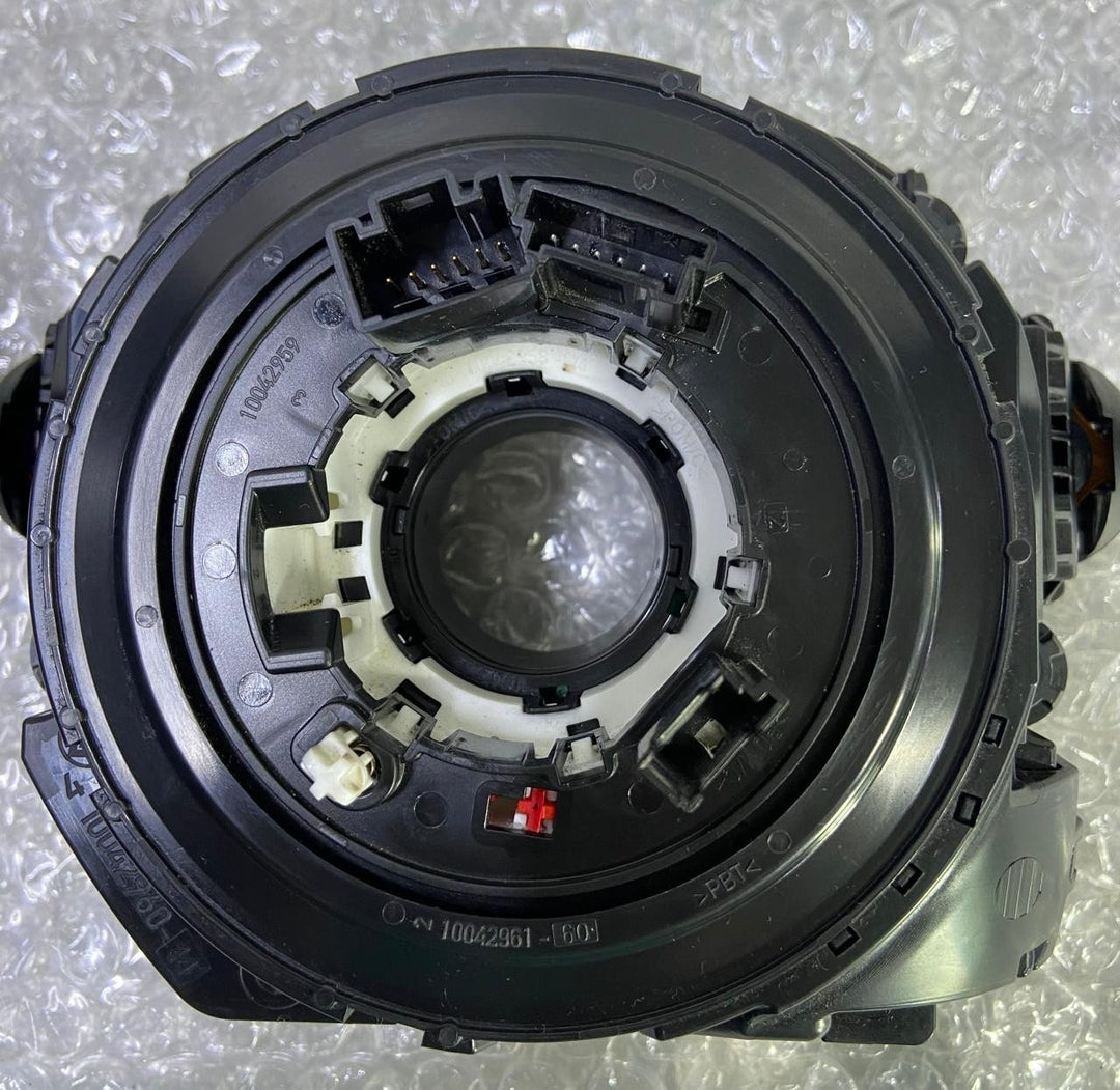 OEM BMW 328I XDRIVE F30 STEERING RING MULTIFUNCTION CONTROL SWITCH 9351140