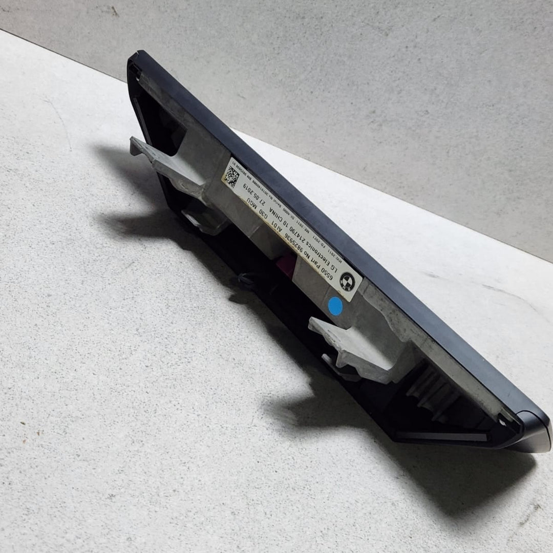 2020-2023 BMW 530i Central Display Screen 9825936 5 Series G30 G31 MGU 
