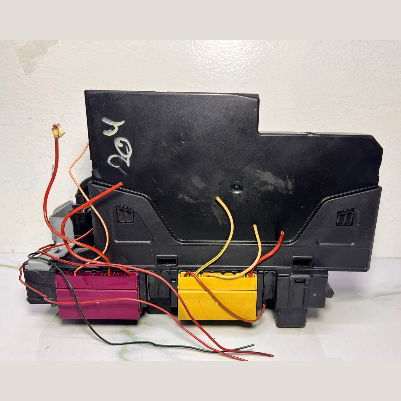 2012-2014 Mercedes-Benz C250 Rear Sam Relay Fuse Box Assy 204 9005601 W204 C-Cla