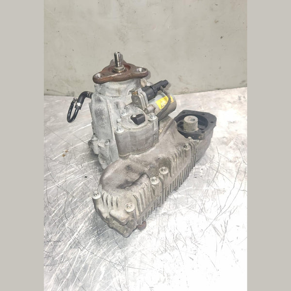 2007 BMW 328xi Transfer Case 7548666 E90 E92 E93 328xi and 335xi AWD model