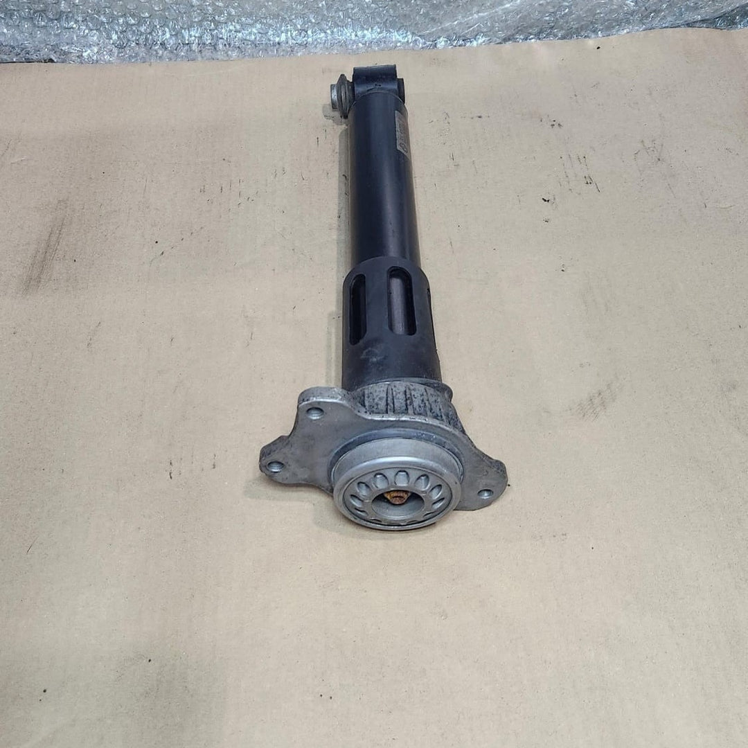 BMW 520dX Touring Shock Absorber Rear Gas Pressure 6797771