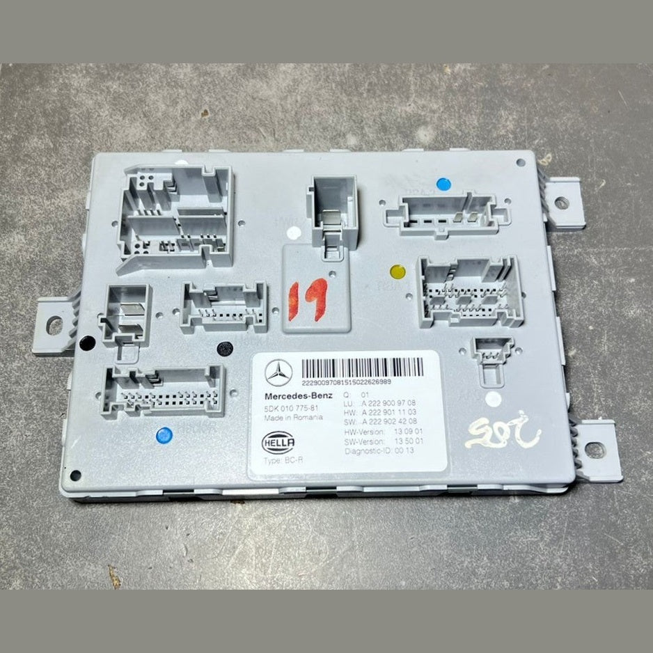 14-20 Mercedes W205 Rear Trunk SAM Body Control Module Unit A222 9009708 OEM