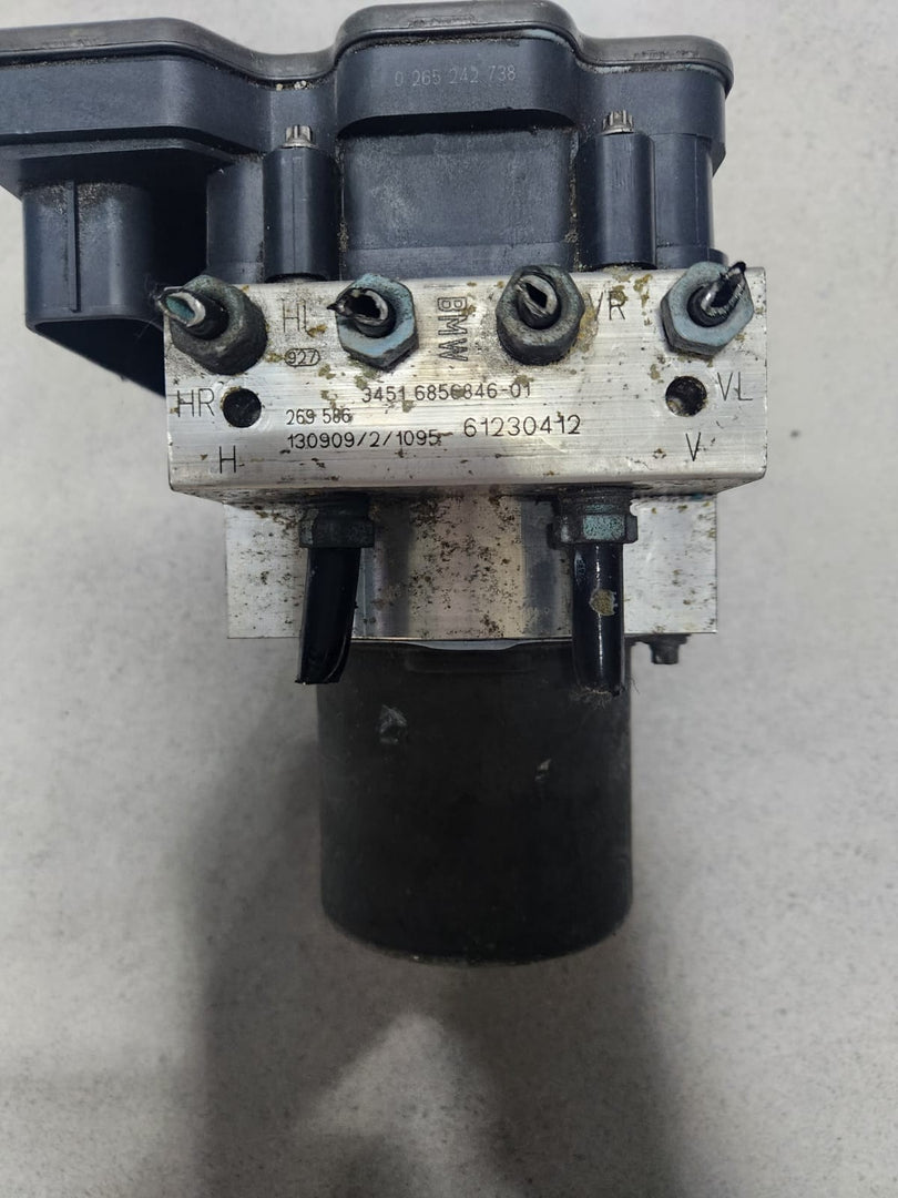 2013-2018 BMW X5 Abs Pump Module Assembly 6866247 F15 F16 F85 F86 X5 OEM