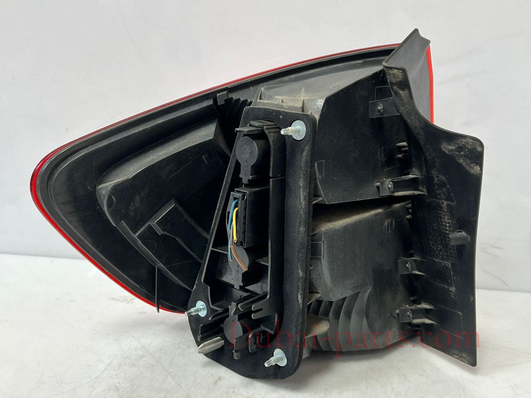2010-2015 BMW X1 E84 Rear Right SIDE Tail Light 2990110 OEM