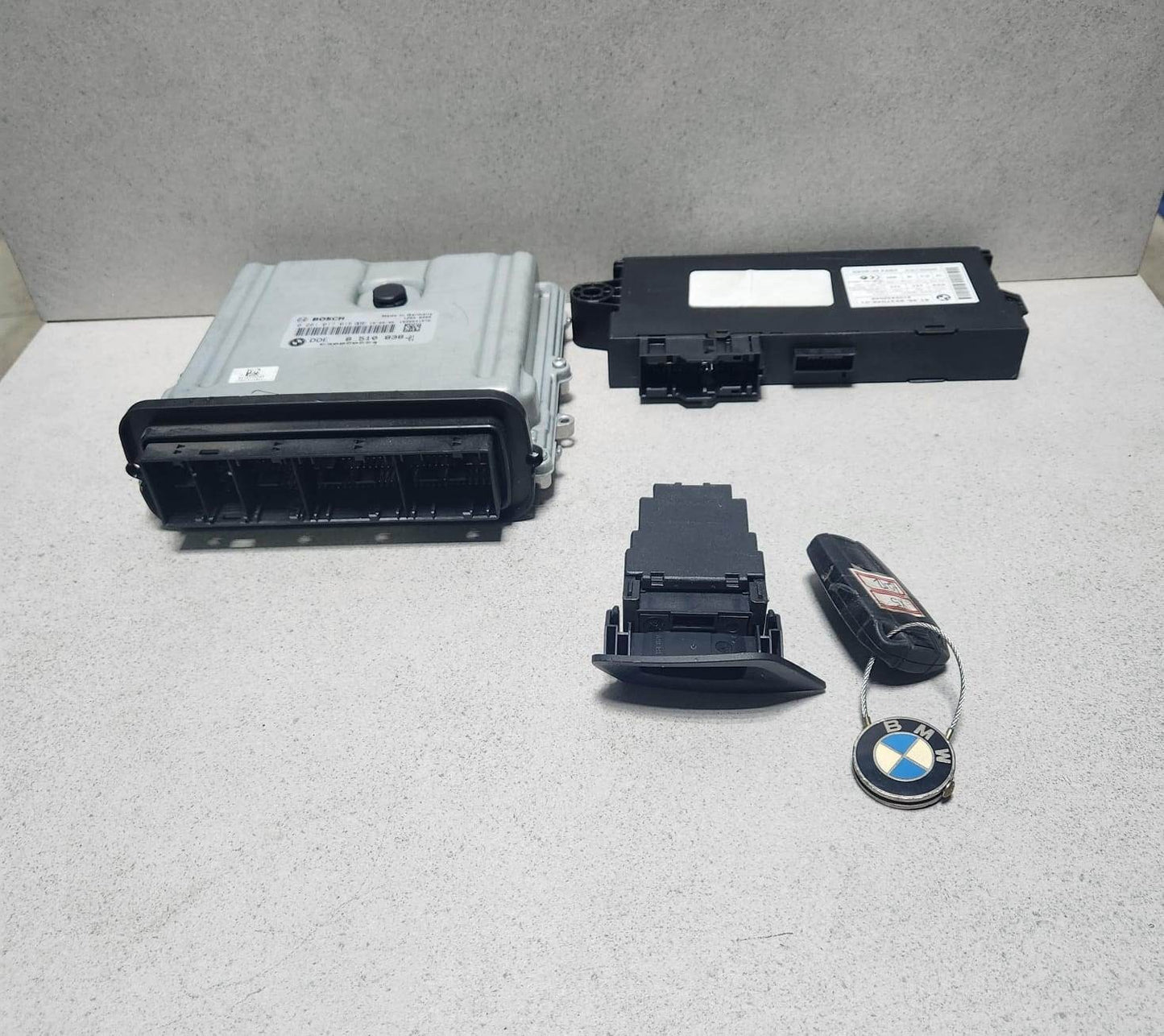 2010 BMW Engine Control Unit 8510838 X5 E70 3.0D Diesel ECU SET 2010-2013