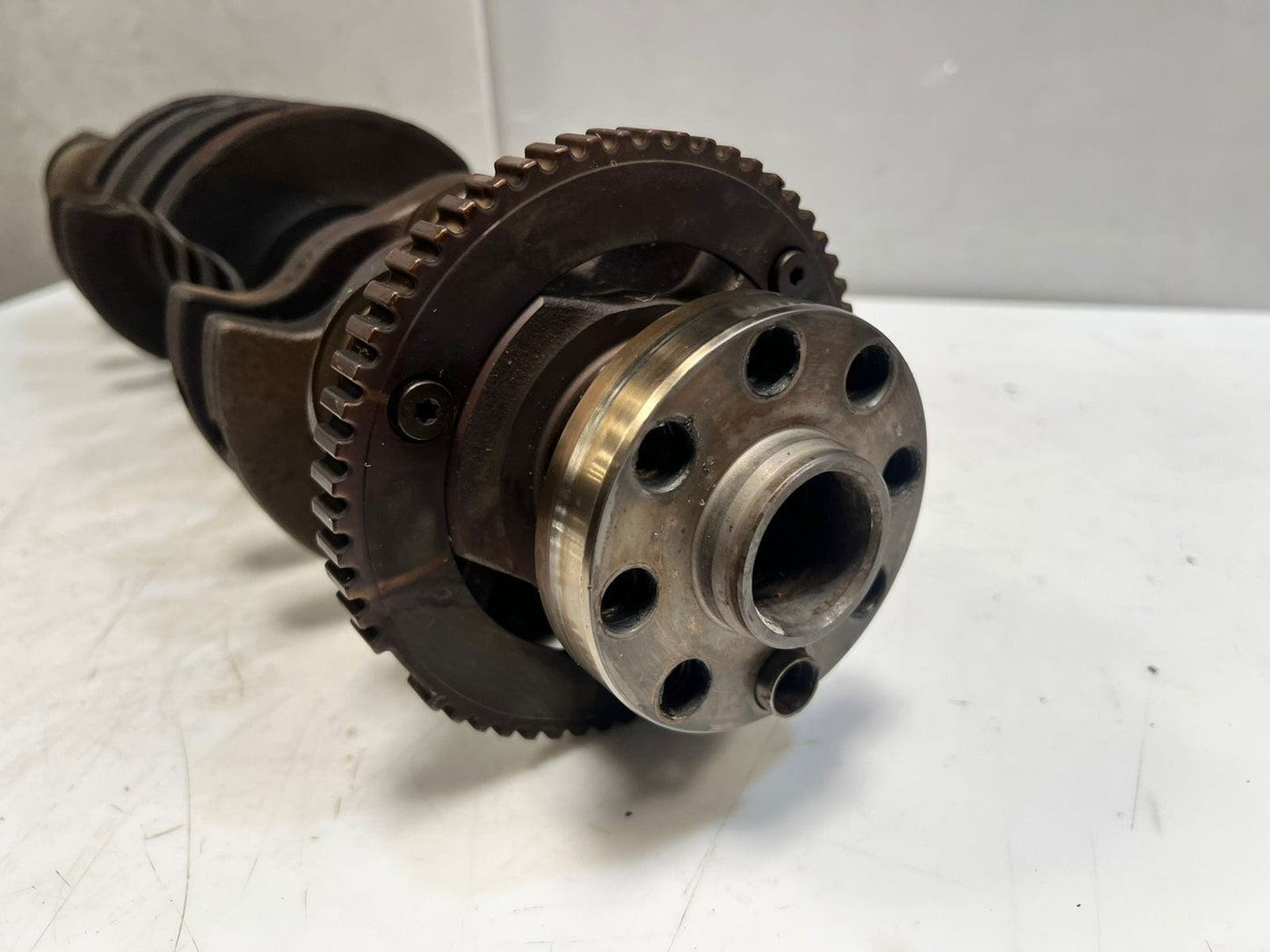 2002 BMW 320i 5 Series E39, E60, E61 M54B22 2.2 170HP Crankshaft 1437581 OEM
