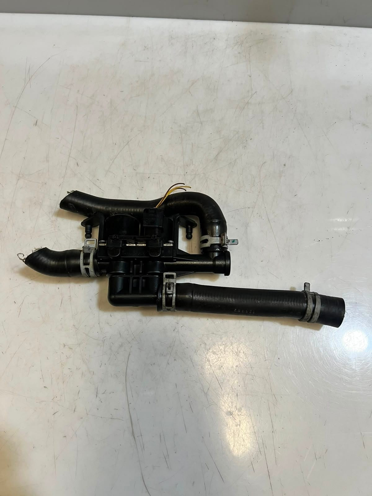 2010-2021 BMW 5 7 Series F10 F11 F07 F10 740i Heater Control Valve 9119164 OEM