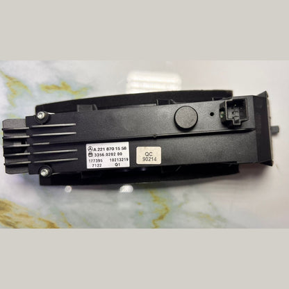 2007-2009 Mercedes-Benz S550 Switch Strip A 221 870 15 58 S-Class W221