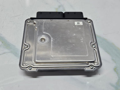 BMW F20 B37 Engine Control Unit 8589141 DIESEL ECU SET OEM
