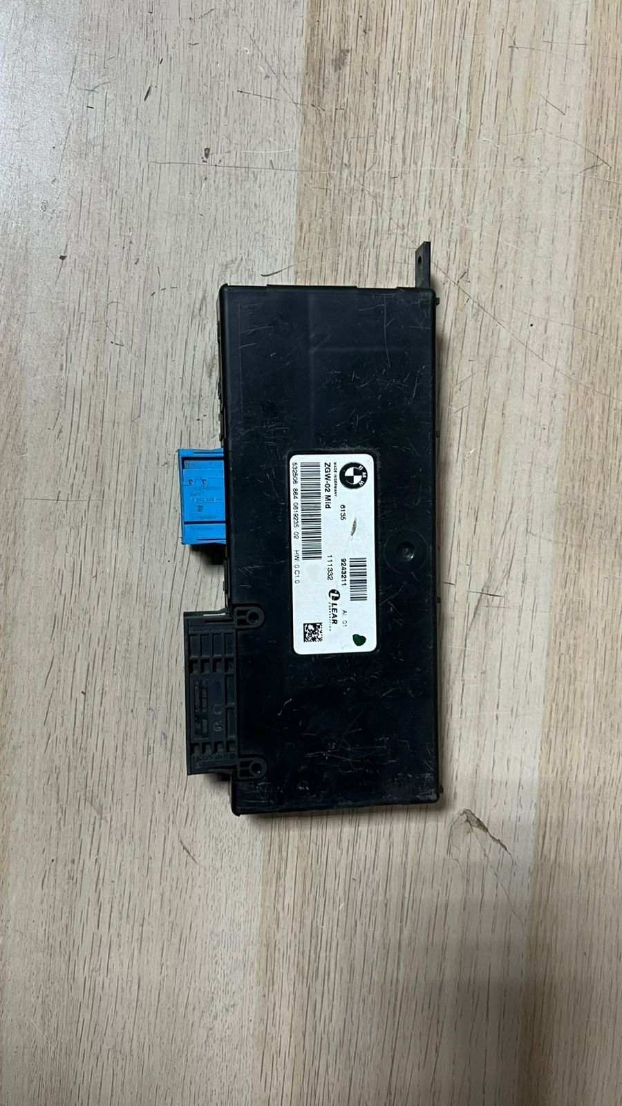 2011-2013 BMW 528i Gateway Control Unit 9243211 F10 F11 2011-2013