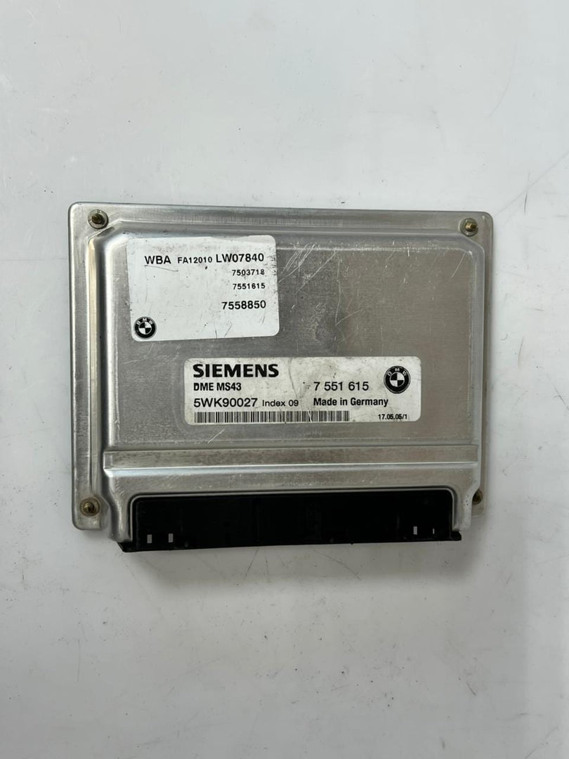 2002-2006 BMW X5 3.0L 5WK90027 MS43 SIEMENS Engine Control Unit ECU 7551615 OEM