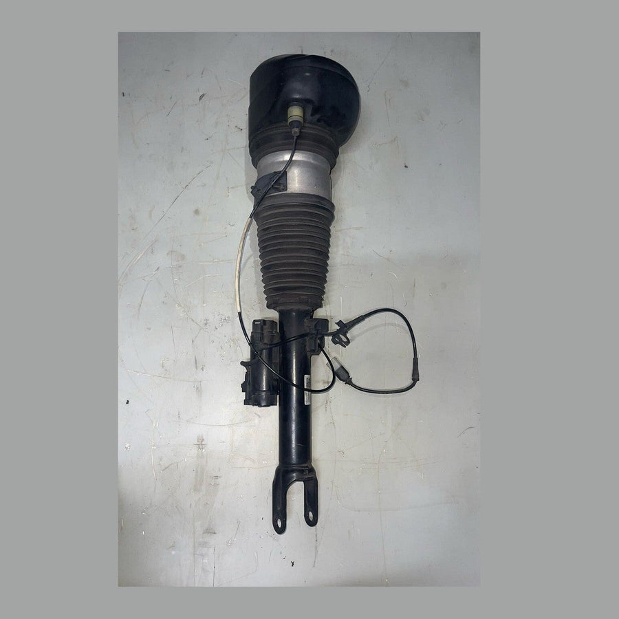 BMW 7 G11 G12 Air Strut Shock Absorber Front Right Air Shock Strut 6877554 2WD