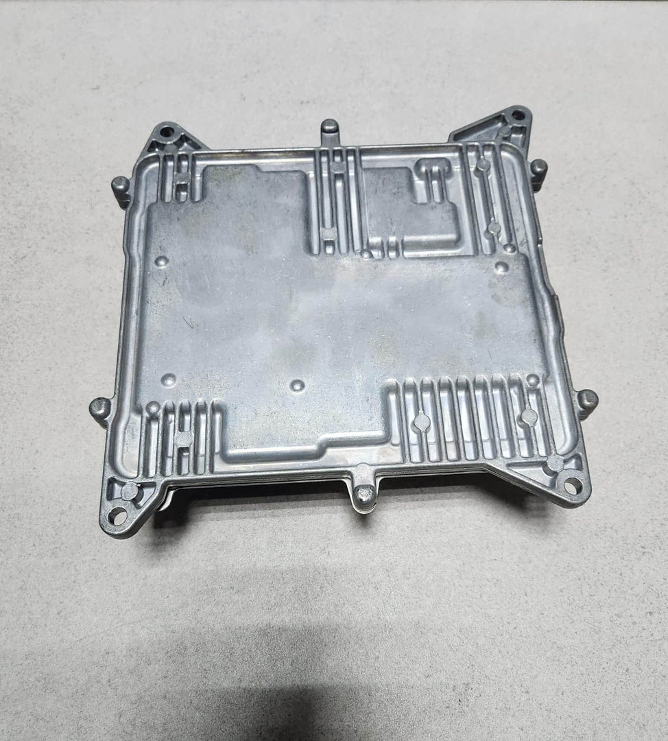 2012-2017 BMW 320i Engine Control Unit DME8606306 F30 320i F10 F11 F25