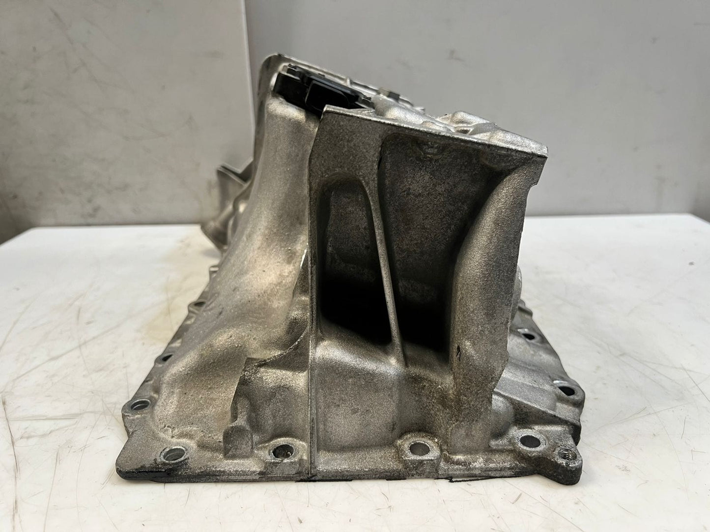 BMW F10 F11 5 Series 525xDrive Oil SUMP Pan 7812361 OEM