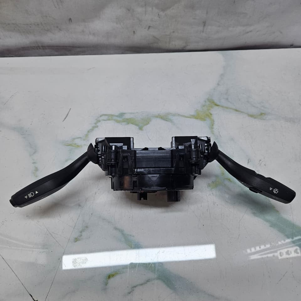 OEM BMW F44 G42 G30 G32 Switch wiper Unit Steering Column Sensor 5A32035