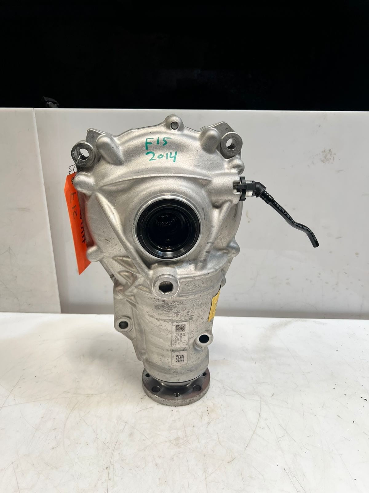 2014 BMW X5 F15 N47 X6 E71 F10 F20 F30 E70 Front AXLE Differential 8635861 OEM