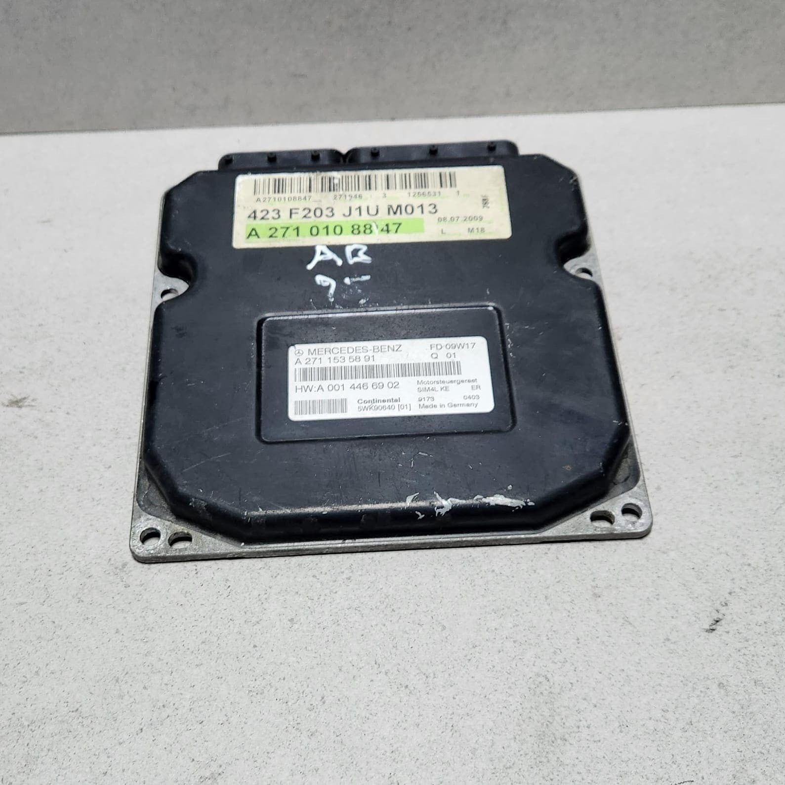 2011-2012 Mercedes-Benz C180 Engine Control Unit A2710108847