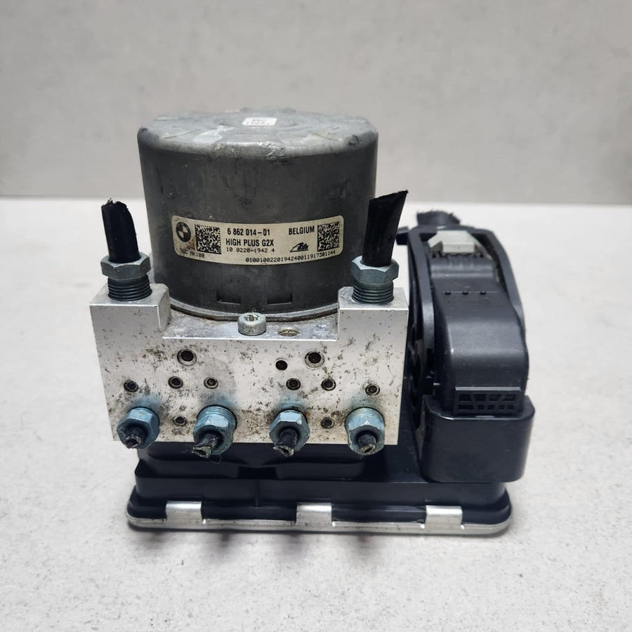 2019-2022 BMW 330i Abs Pump Control Module 6862017 3 Series G20 G21