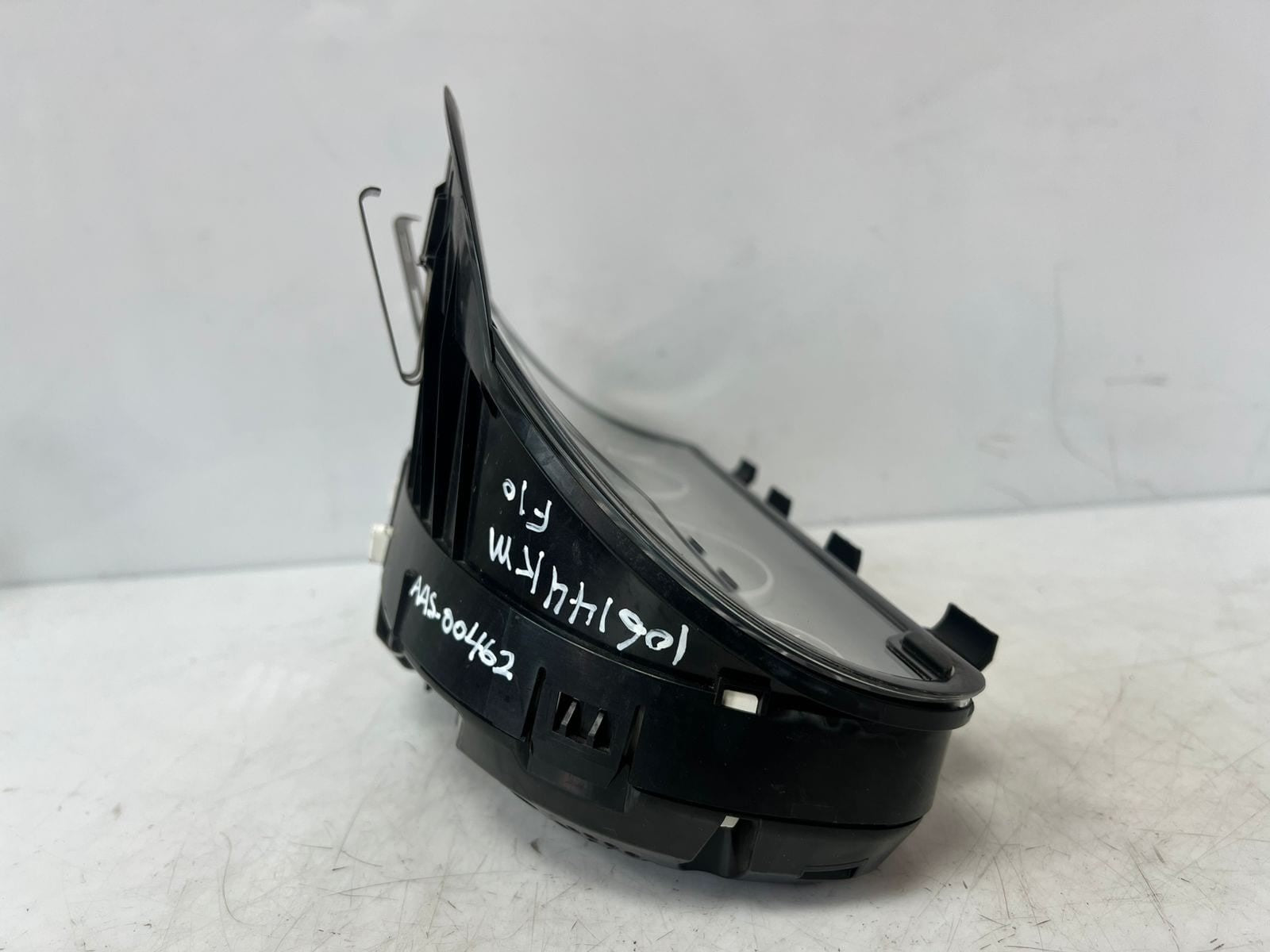 2011-2012 BMW 5 Series F10 528i SPEEDOMETER Instrument Cluster 9280477 OEM
