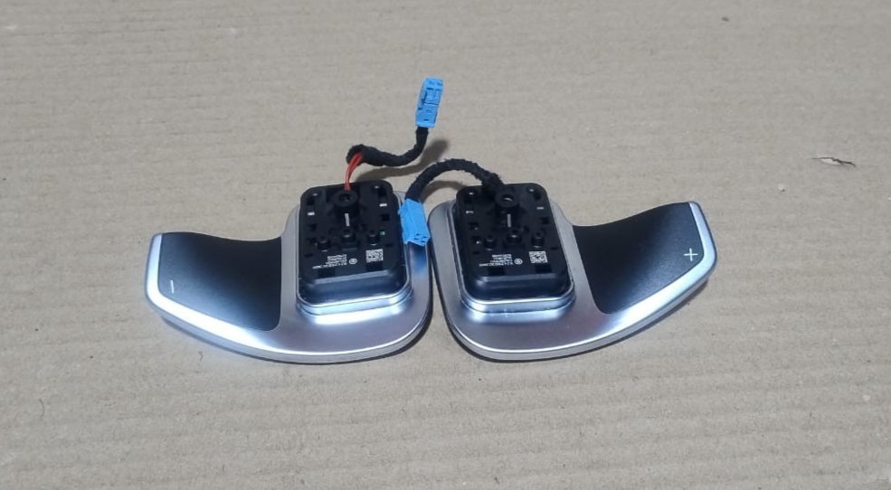 BMW X1 F25 STEERING SHIFTER WHEEL PADDLES - 9242983