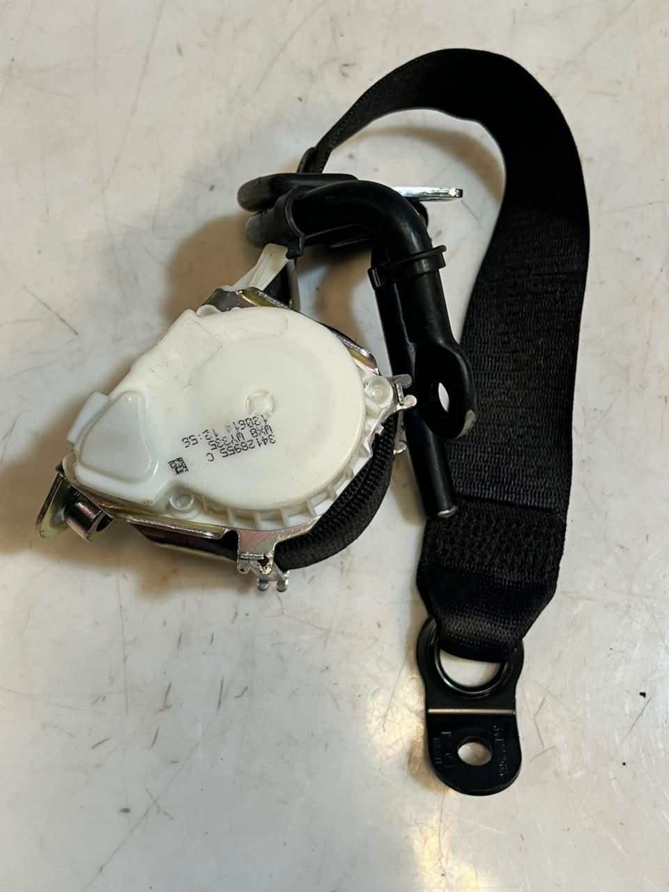 2017-2021 BMW i3 Rear RIGHT Seat Belt 34128955 OEM