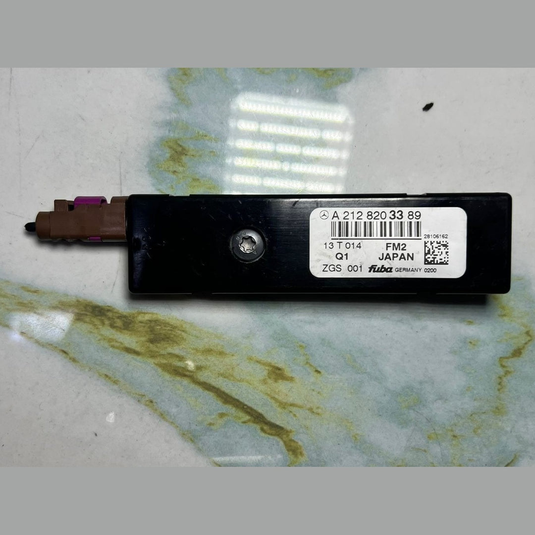 Mercedes Antenna Amplifier A2128203389 E-Class W212 and CLS-Class W218