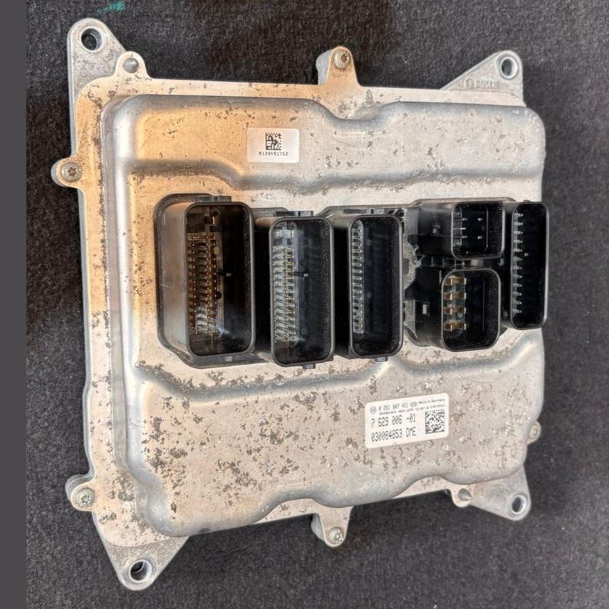 BMW X1 20iX E84 2011 N20B20A ENGINE CONTROL UNIT ECU COMPLETE  KIT 7629006