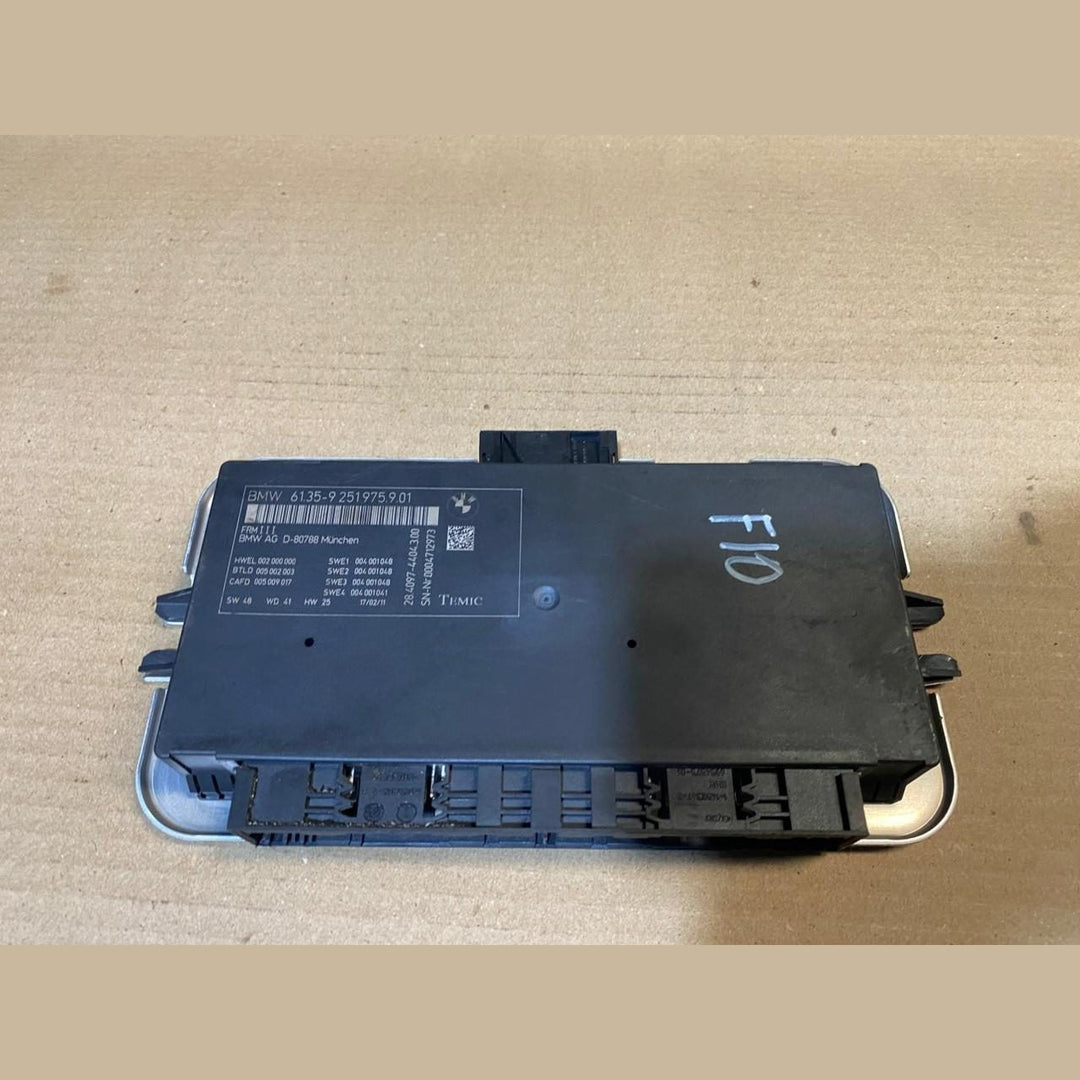 BMW 5 Series F10 F11. Footwell Light Control Module 9251975