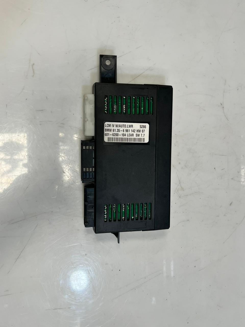 2000-2007 BMW 5 Series E39 X5 E53 Light Control Module LCM 6961142 OEM