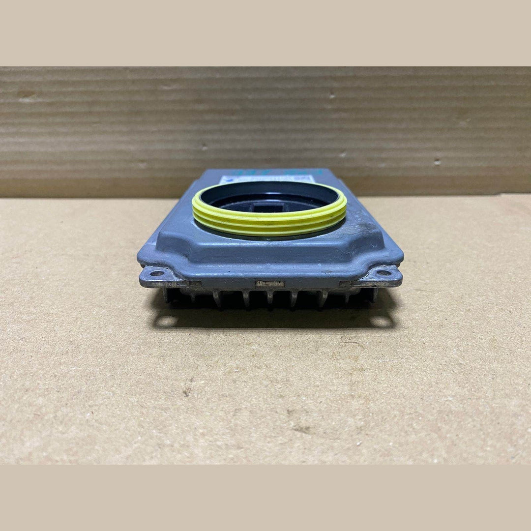 2012-2015 BMW 740i Led Headlight Control Module 7363868, F01 F02 F03