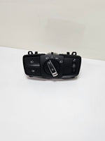 Bild in die Galerieansicht laden, OEM BMW F20 F21 F30 F31 Headlight Switch Light Control Element 9265303