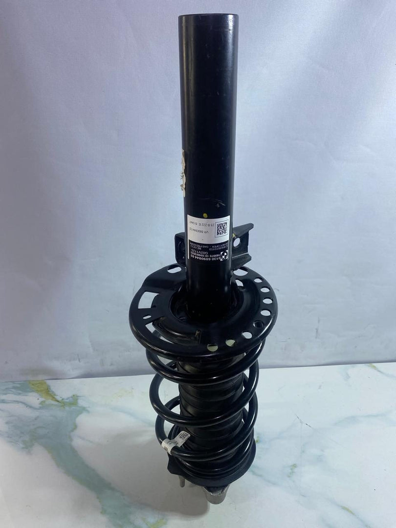 2019-2023 BMW X4 G02 Front Right Spring Strut 6890944 test drive 20km used only