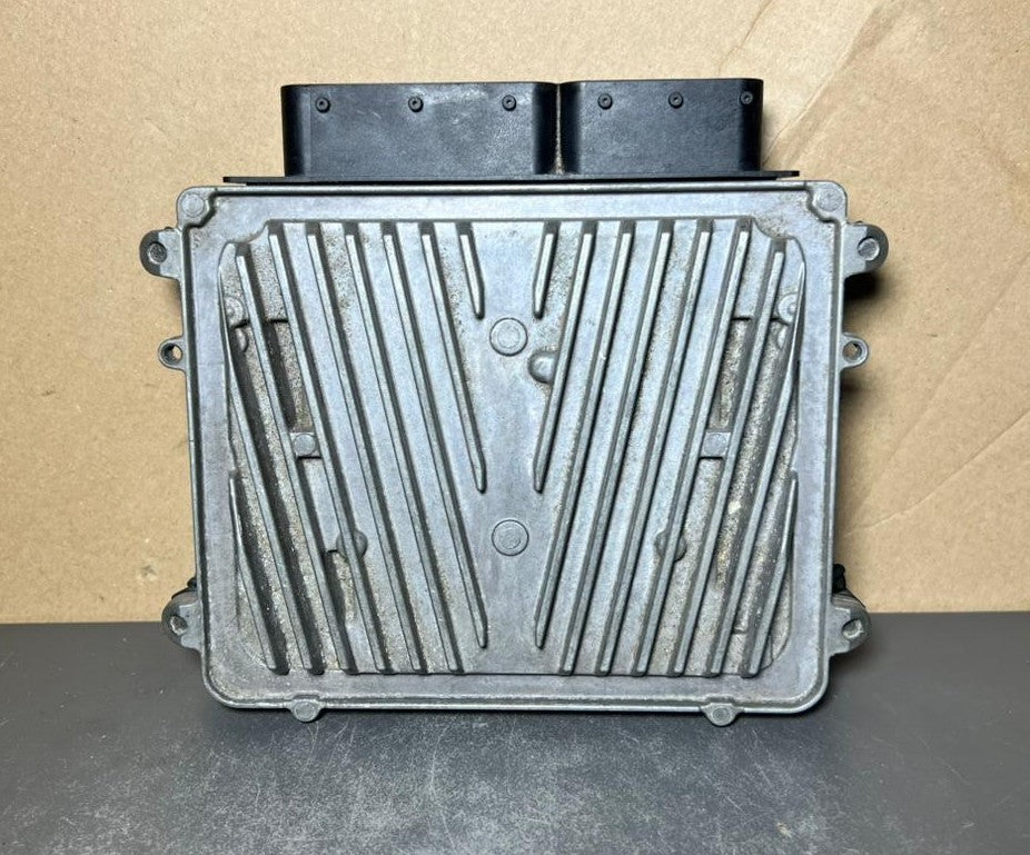 04-10 Mercedes W219 CLS Engine Control Module Unit ECM ECU A272 1533879 OEM