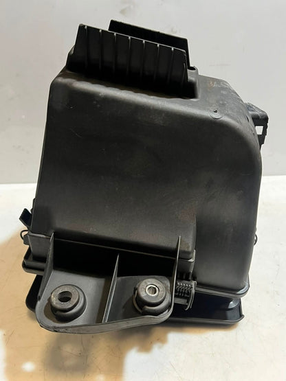 2001-2006 BMW 330Ci E46 3 Series Air Filter Housing 7501975 OEM
